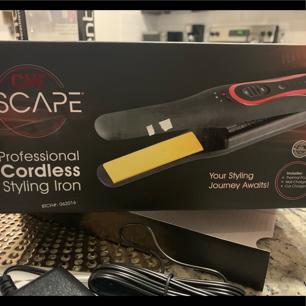 Chi Escape- professional cordless styling iron